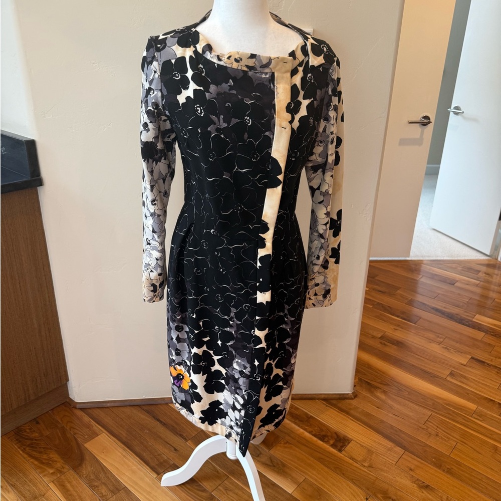 Vionnet Black and Cream Floral Long Sleeve coat dress